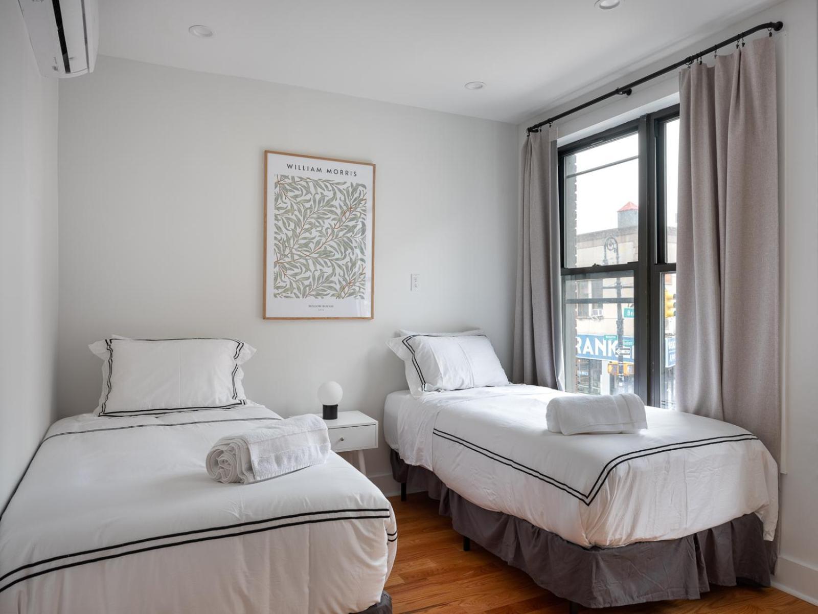Three Bedroom Brooklynite Suite! New York Exterior photo